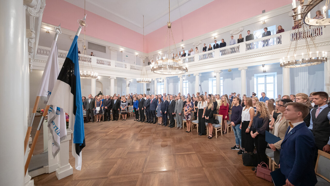 Meditsiiniteaduste valdkonna õppeaasta avaaktus ülikooli peahoone aulas